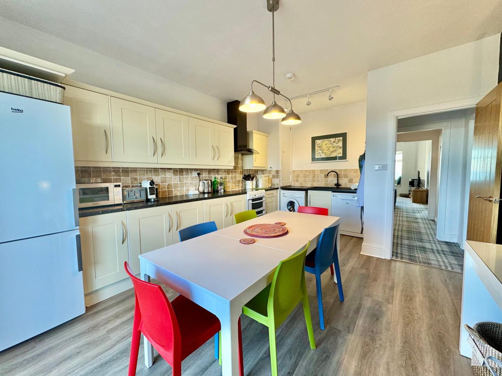 Lagoon View - Sea View- Pet Friendly - 2 Bed Apt - En-Suite Трирддур Экстерьер фото
